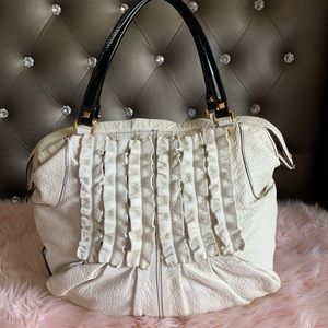 🚫 S OLD🚫 Valentino Garavani White Pebbled Leathe